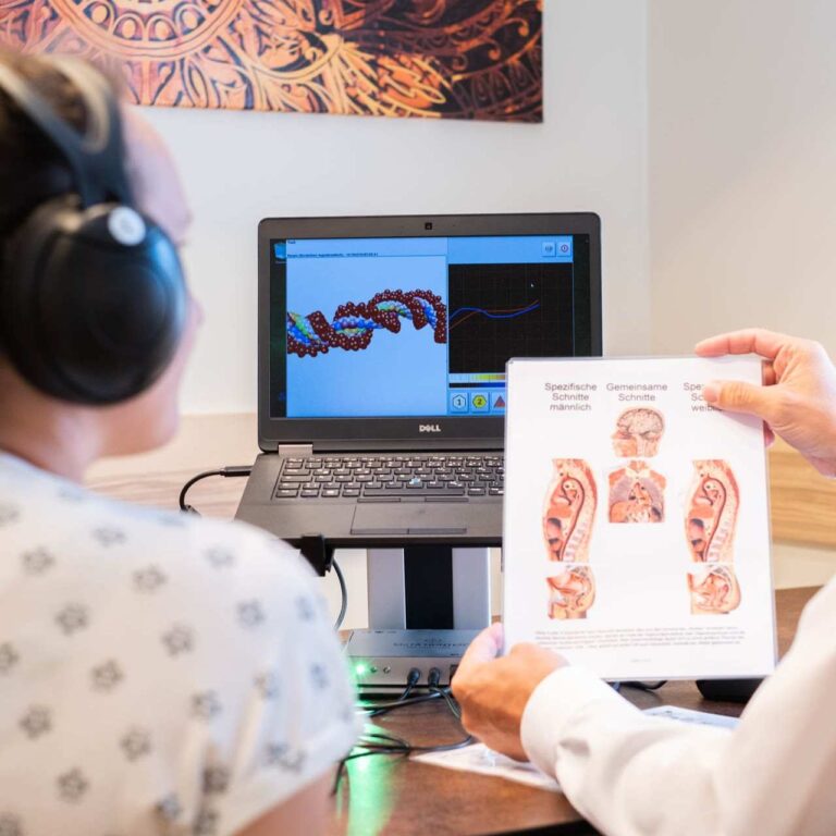 Biofeedback in Linz - Energetisches Biofeedback Erklärung Klientin. Erkenne die Ursachen Deiner Probleme! Ganzheitliche Beratung in Linz - Harmonie in Körper | Geist | Seele